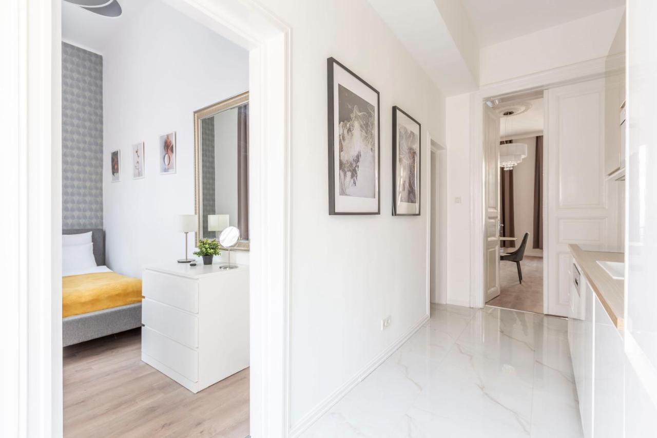 Exclusive Downtown Apartment In The Heart Of Budapest Budapeste Exterior foto